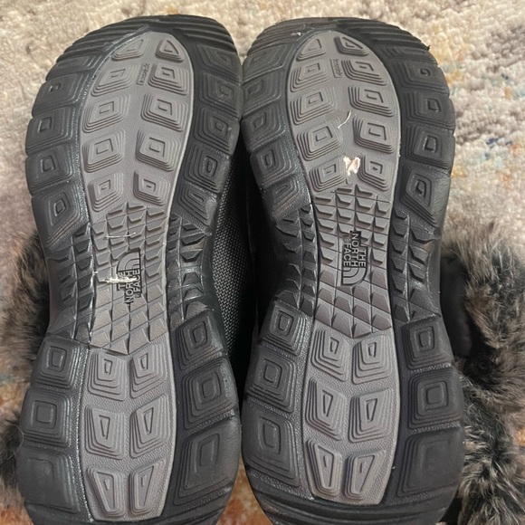 The north face thermoball snow boots - new - Picture 2 of 3